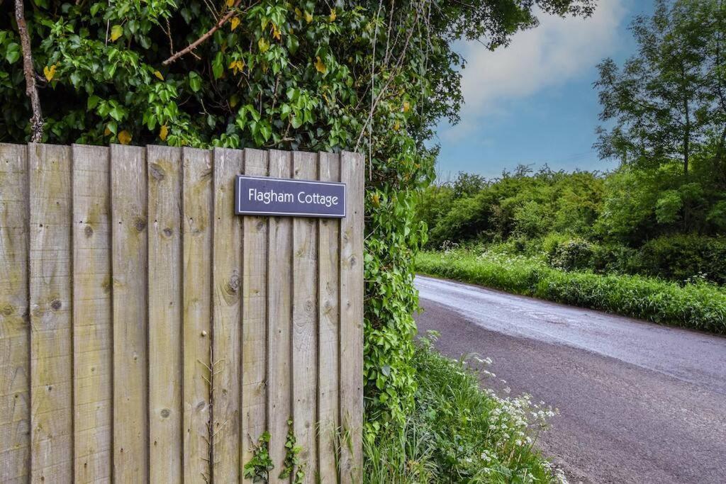 The Hideaway @ Flagham Cottage. Malmesbury Exterior foto